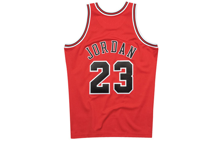 Mitchell & Ness NBA Authentic Jersey Chicago Bulls 1997-98 Michael Jordan 'Red' AJY4GS18399-CBUSCAR97MJO