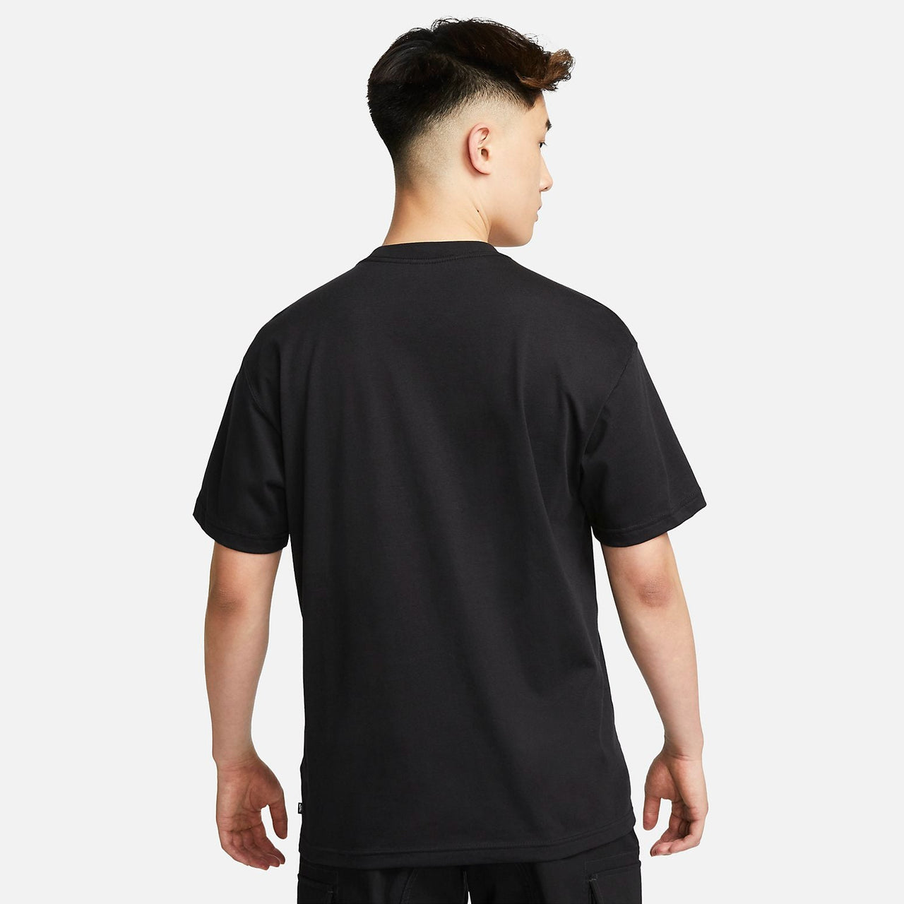 Nike SB Salute T-Shirt 'Black' FJ1146-010