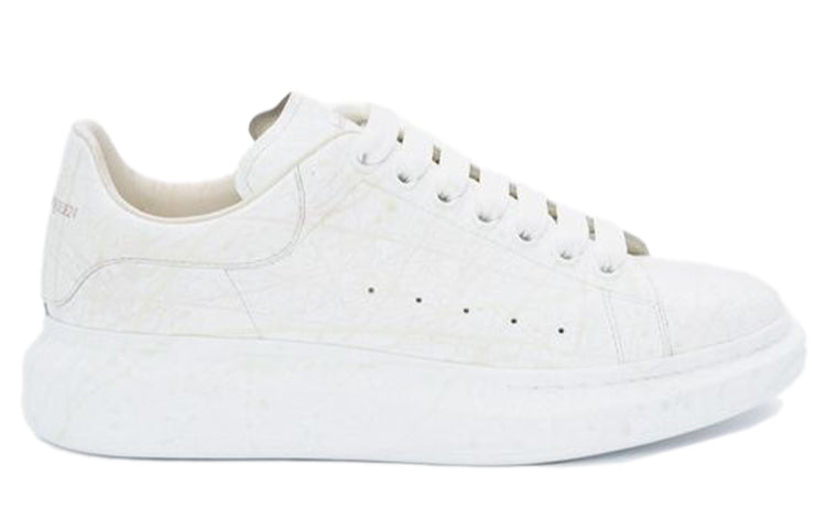 (WMNS) Alexander McQueen Glow In The Dark Oversized Sneaker 'White Multicolour' 612687WHXM49035