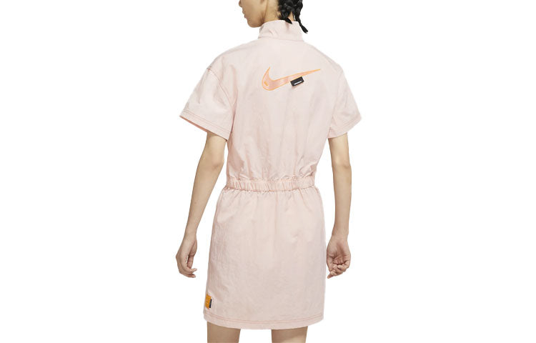 (WMNS) AS W Nike Sportswear SWSH WVN SS DRESS PINK OXFORD DM6198-601
