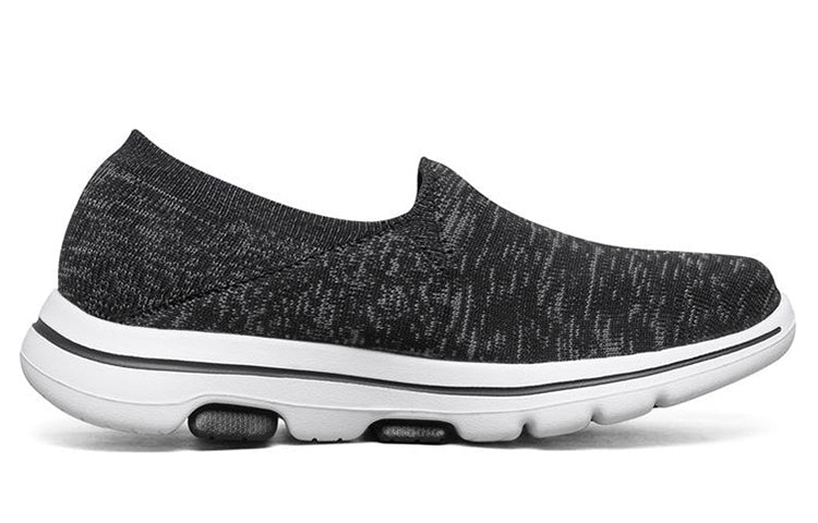 (WMNS) Skechers Go Walk 5 'Black' 15942-BKW