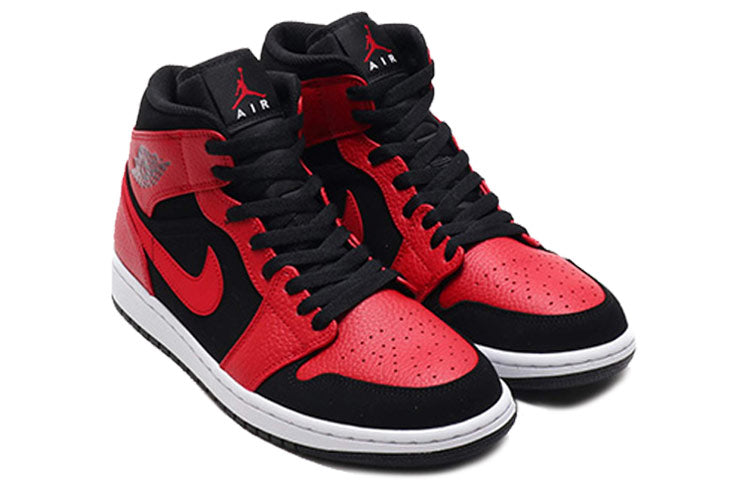 Air Jordan 1 Mid 'Bred' 554724-054