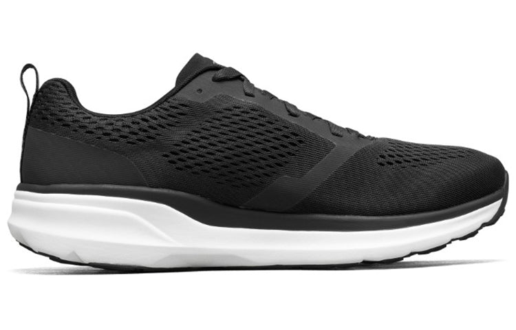 Skechers Pure 2 Low-Top Black/White 220204-BKW