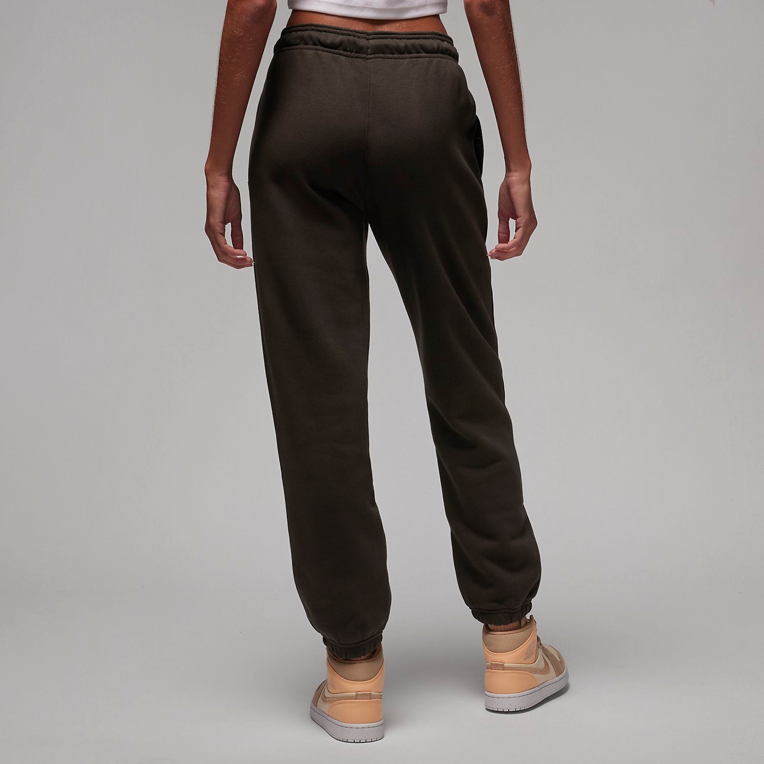 (WMNS) Air Jordan Brooklyn Sweatpants 'Black' FN4494-220