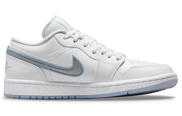 (WMNS) Air Jordan 1 Low SE 'Dare To Fly' FB1874-101