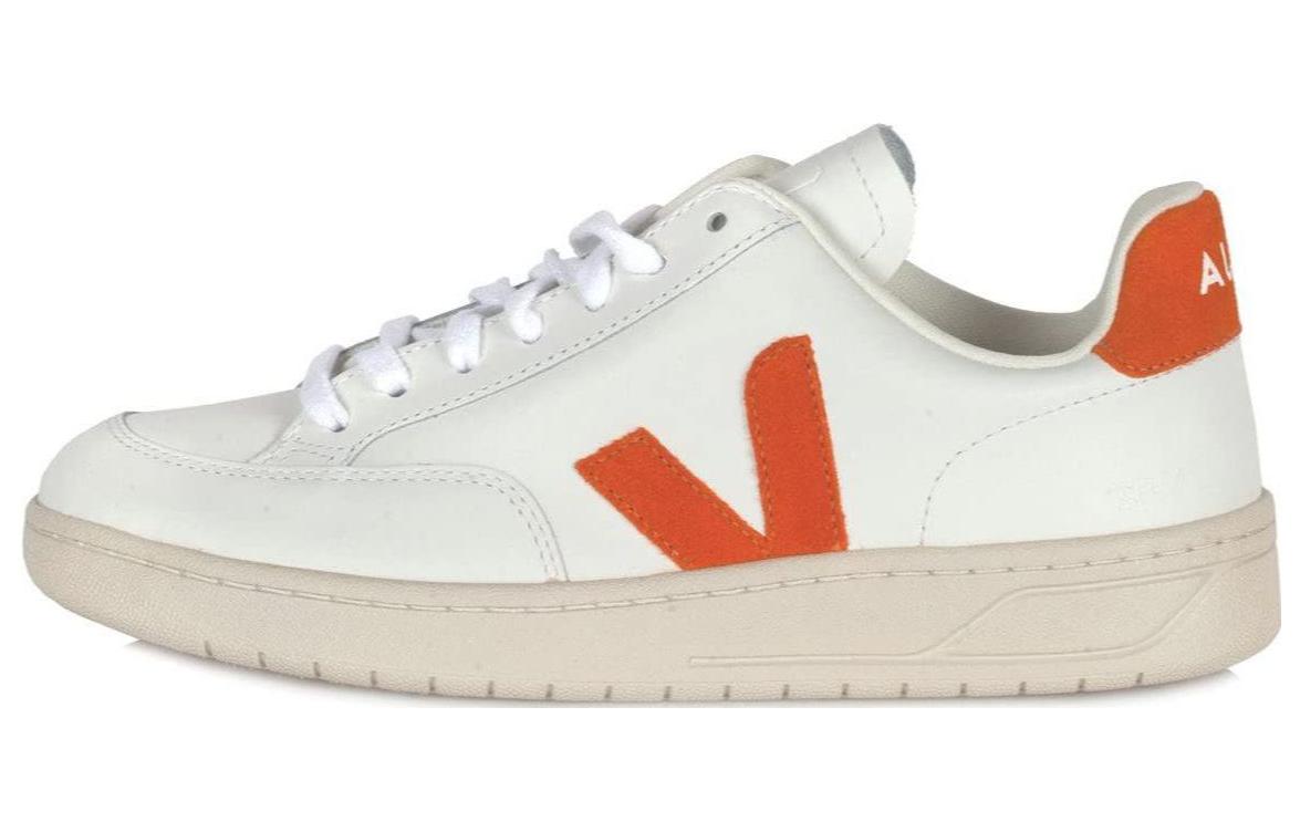 Veja V-12 Leather 'White Pumpkin' XD0203113
