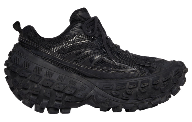 Balenciaga Defender 685613W2RA61000