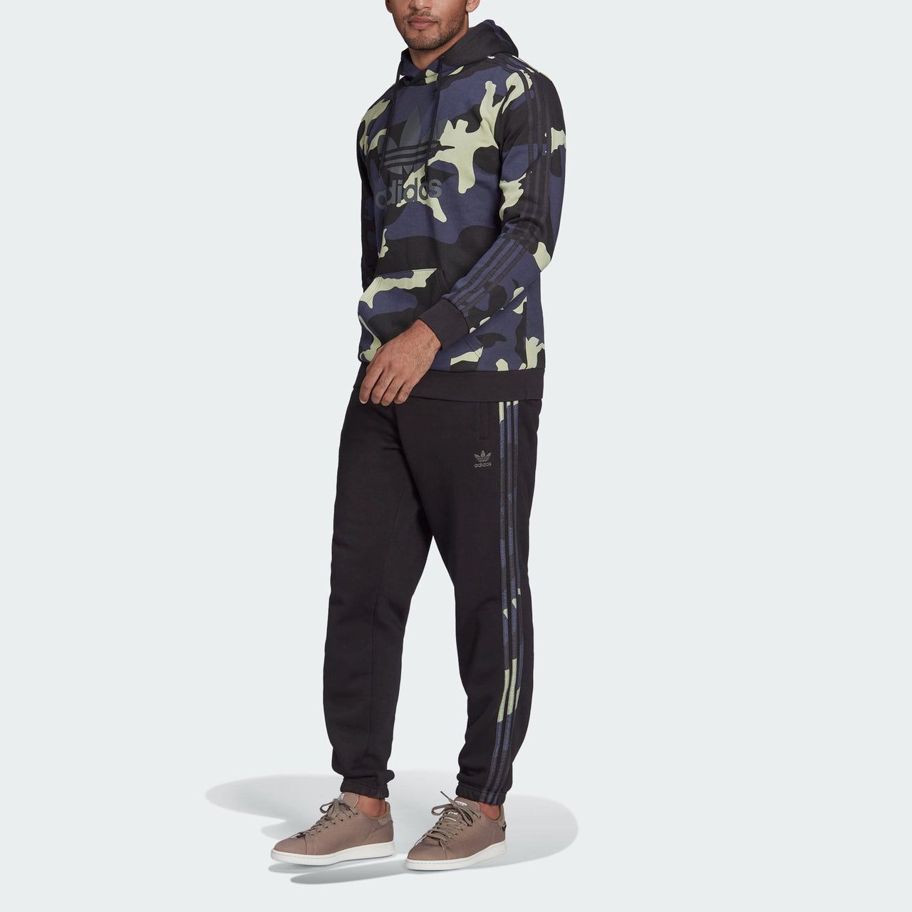 adidas Graphics Camo HF4882