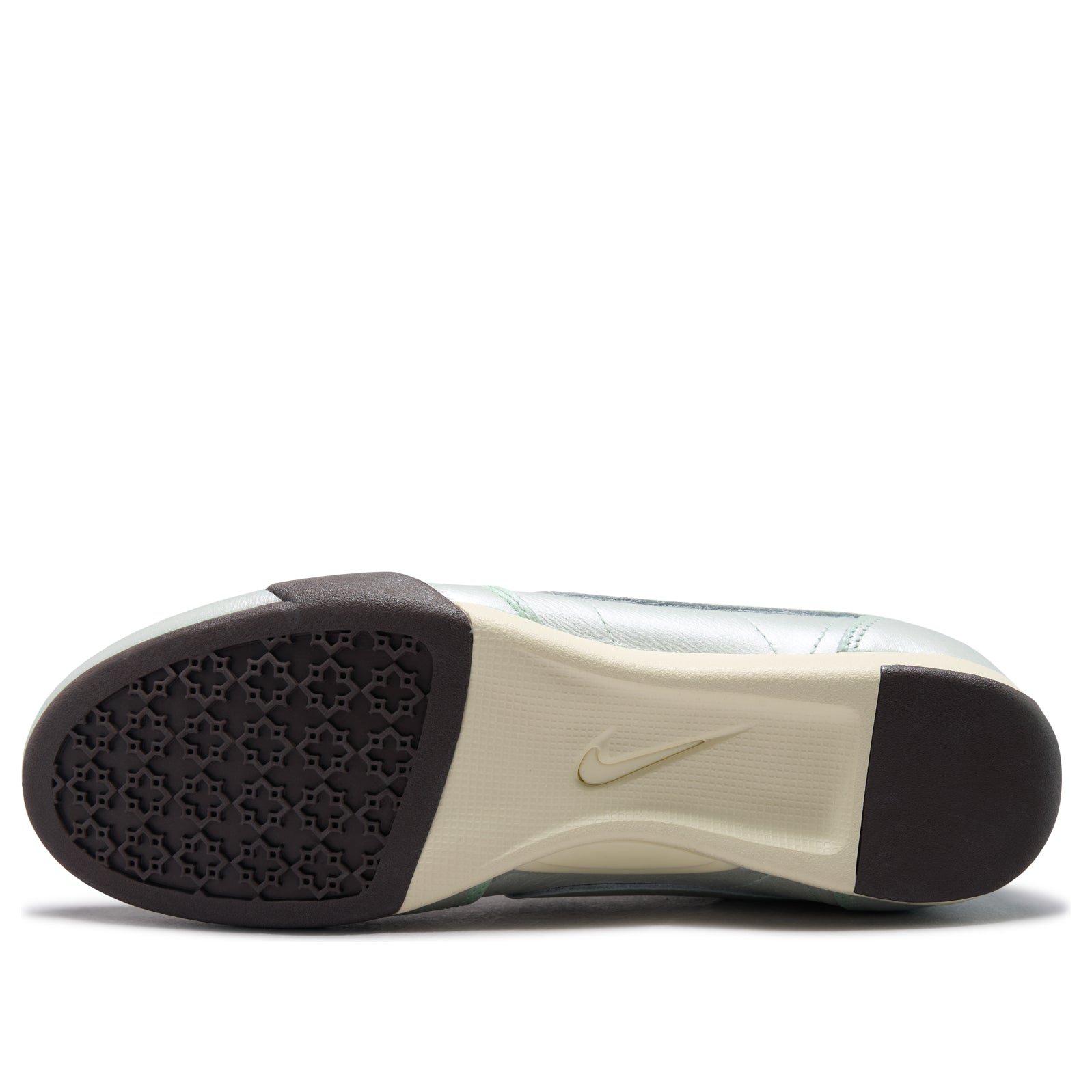 (WMNS) Nike Sprint Sister 'Metallic Silver Cave Stone' IW2341-001
