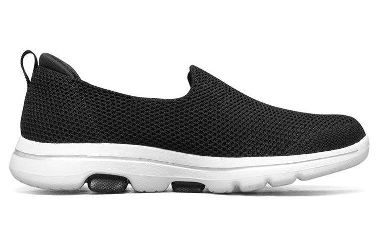 (WMNS) Skechers Go Walk 5 Loafers 'Black' 124147-BKW