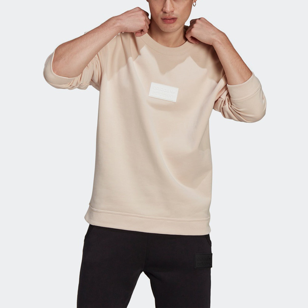 Men's adidas originals Silicon Crew Logo Label Sports Round Neck Pullover Creamy White GN3290