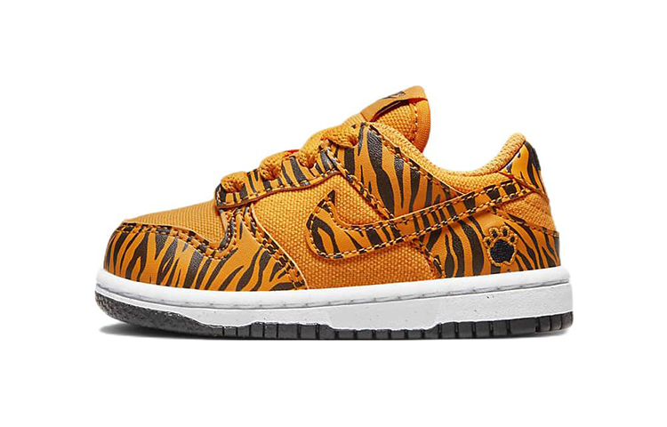 (TD) Nike Dunk Low Next Nature 'Tiger Stripes' DZ5634-800