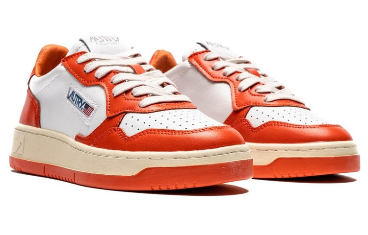 (WMNS) AUTRY Medalist Low Top Bicolor 'White Orange' AULW-WB21