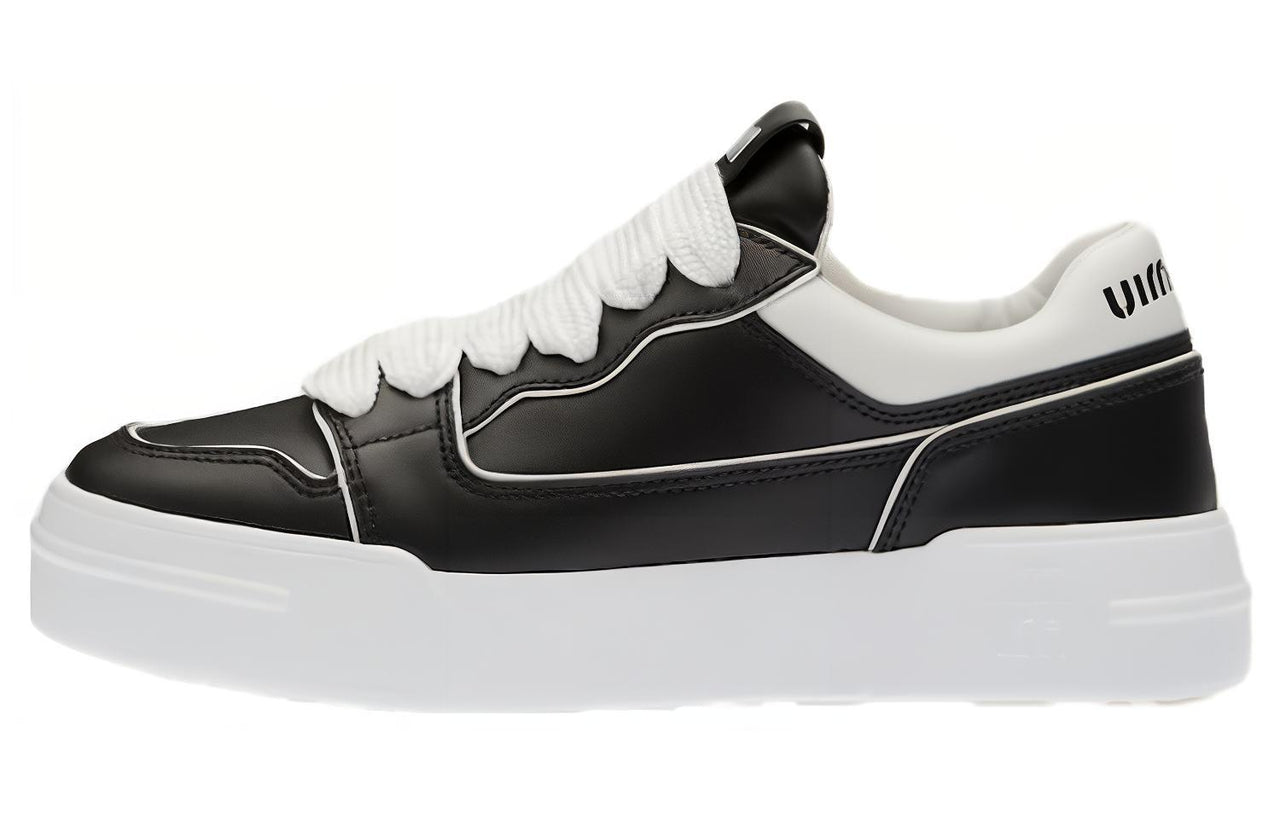 MIU MIU Low-Top Stylish Skateboarding Shoes Women's Black