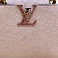 LOUIS VUITTON Capucines Leather With Crocodile Leather Accents Capusin Shoulder Crossbody Handbag Women's Light Pink