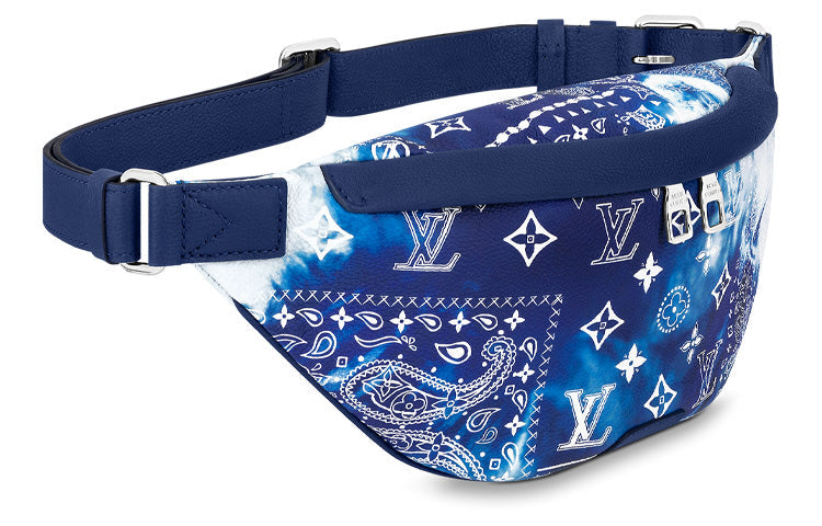 LOUIS VUITTON Bum Bag Discovery Pm Monogram Bandana Bleached Blue