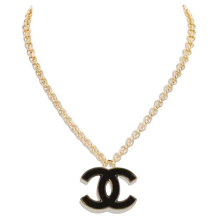 CHANEL 2002 Gold Plated And Enamel Cc Pendant Necklace Costume Necklace