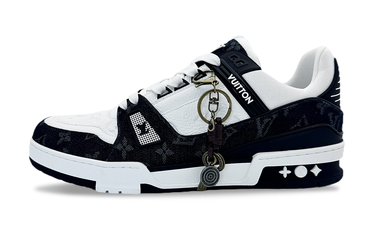 LOUIS VUITTON Trainer Panda MAX Water-Resistant Coverage Low-Top Skateboard Shoes Unisex White Black
