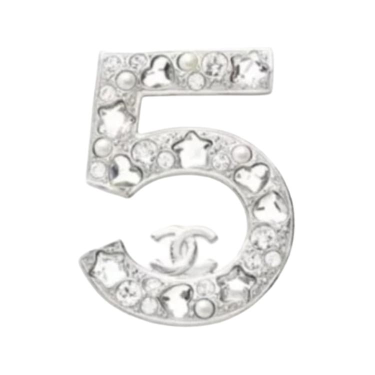 CHANEL - Brooches Unisex Silver