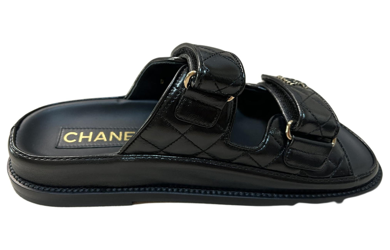 CHANEL Pre-Owned CC Diamond-quilted Sandals