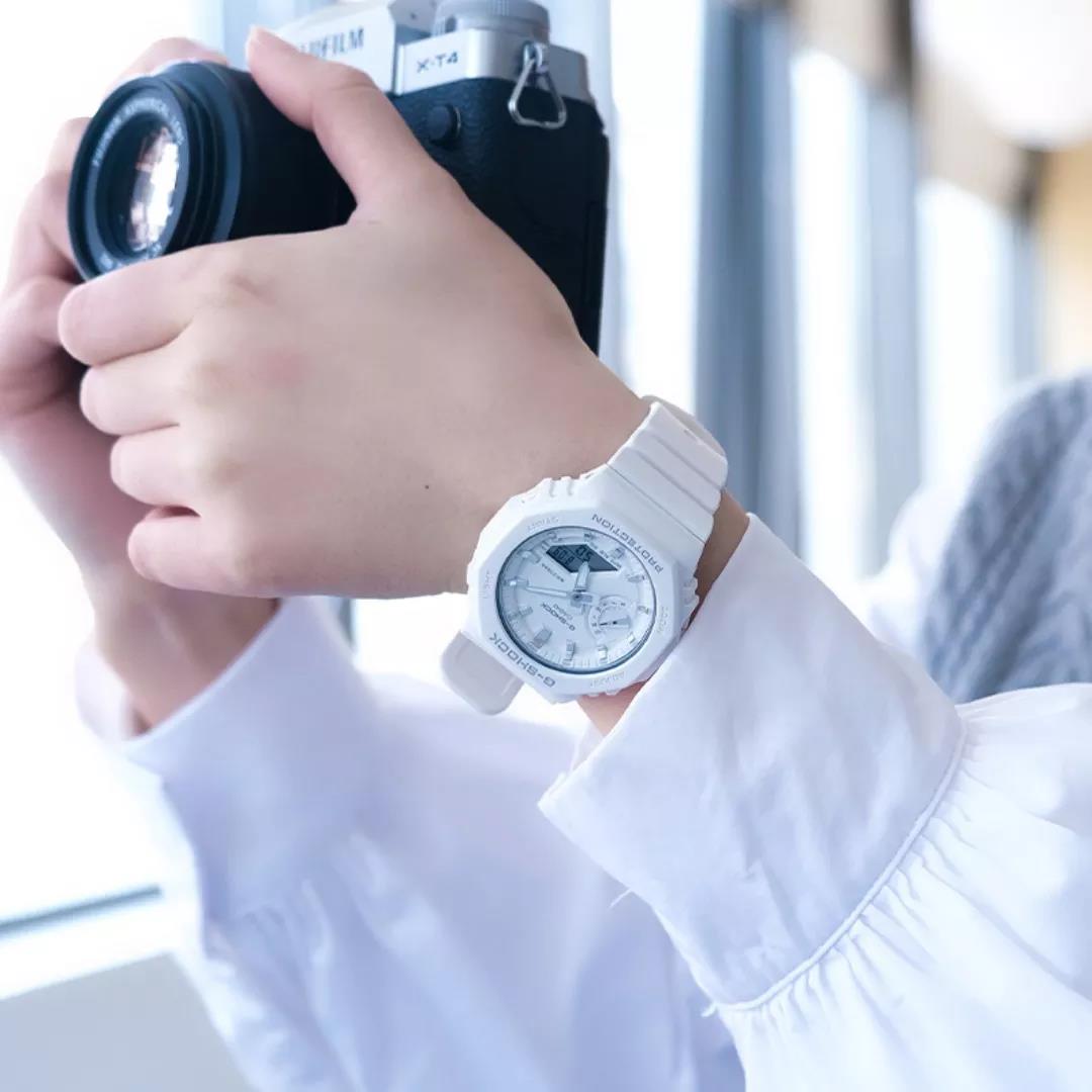 CASIO G-Shock Analog-Digital 'White' GMA-S2100-7APR