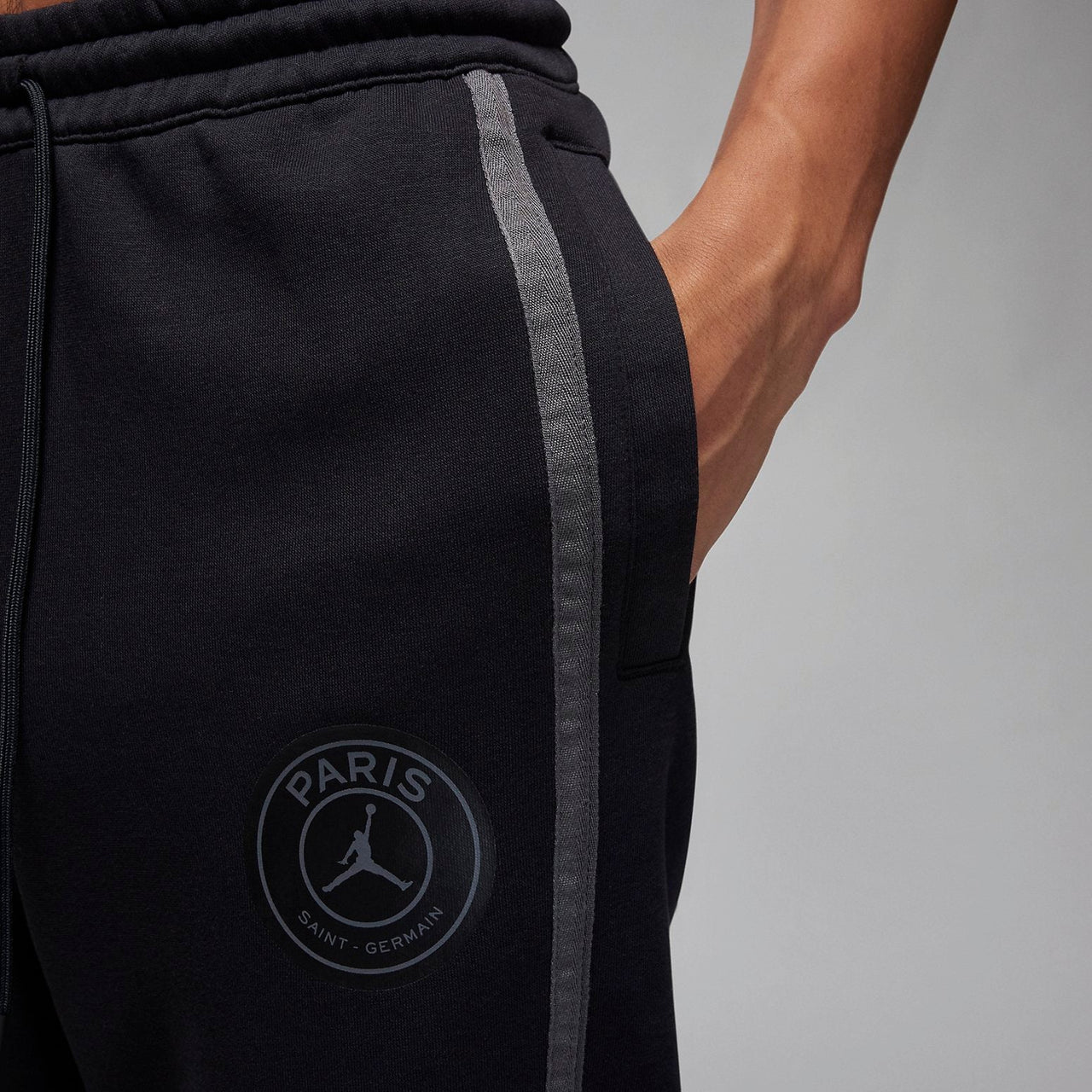Air Jordan x Paris Saint-Germain Sweatpants 'Black' DZ2950-010