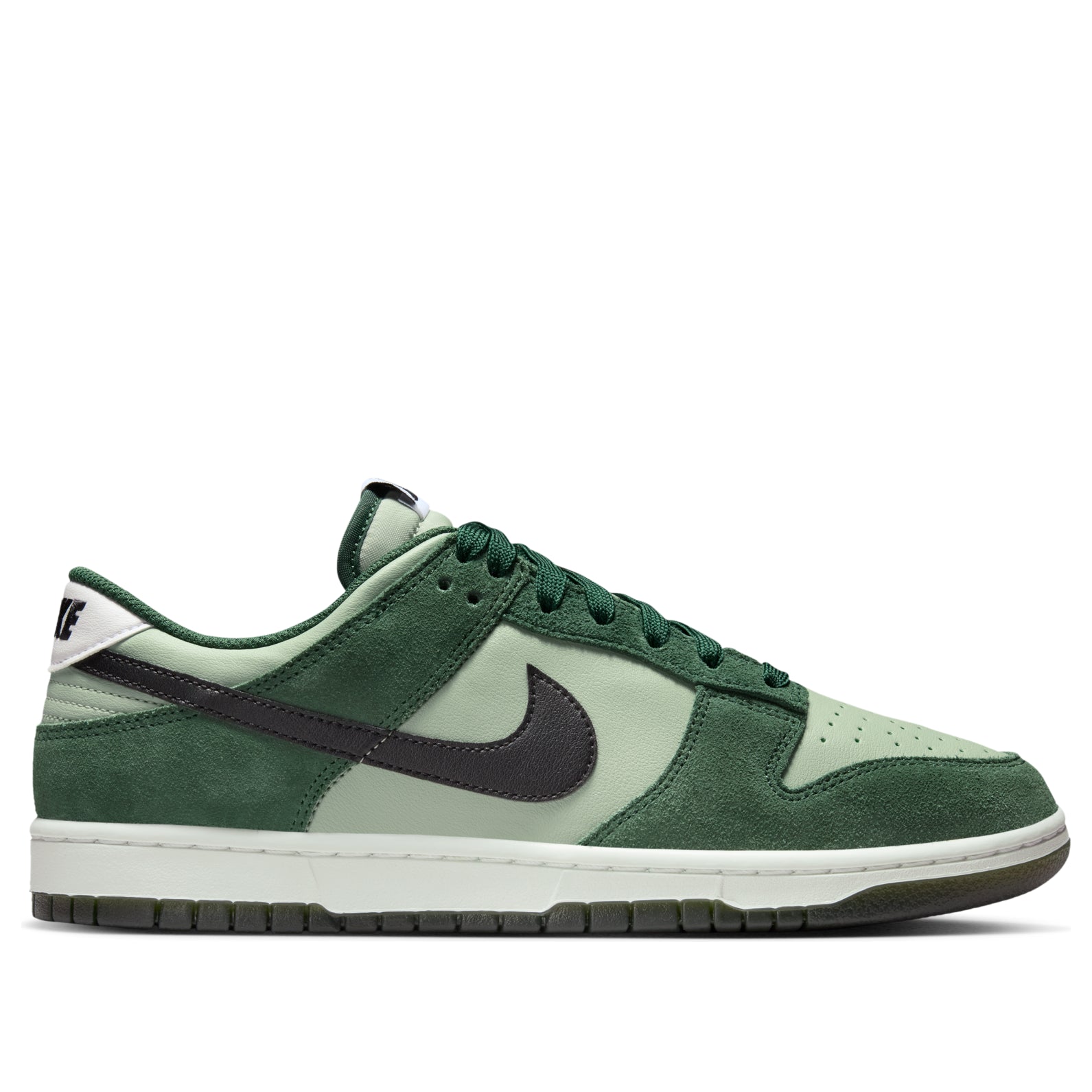 Nike Dunk Low Retro SE 'Jade Horizon Black Fir' IB6399-301