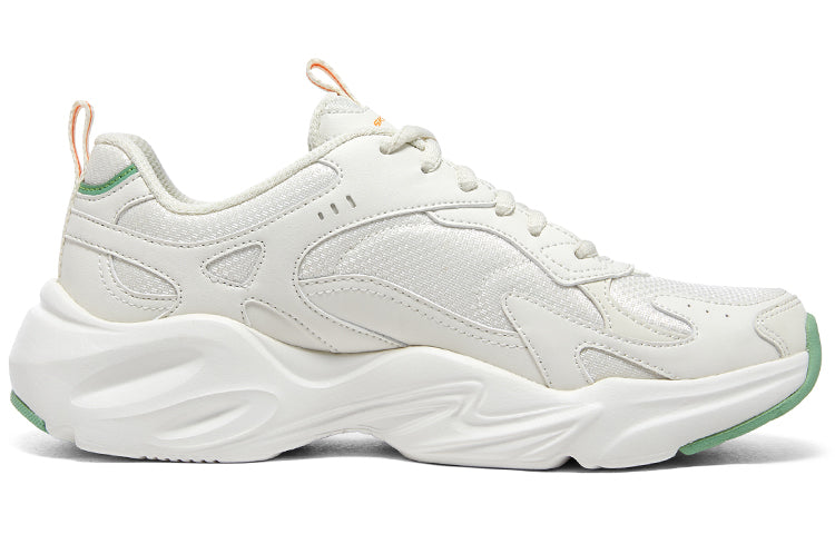 (WMNS) Skechers Casual Sport Shoes 'White Green' 896270-NTMT