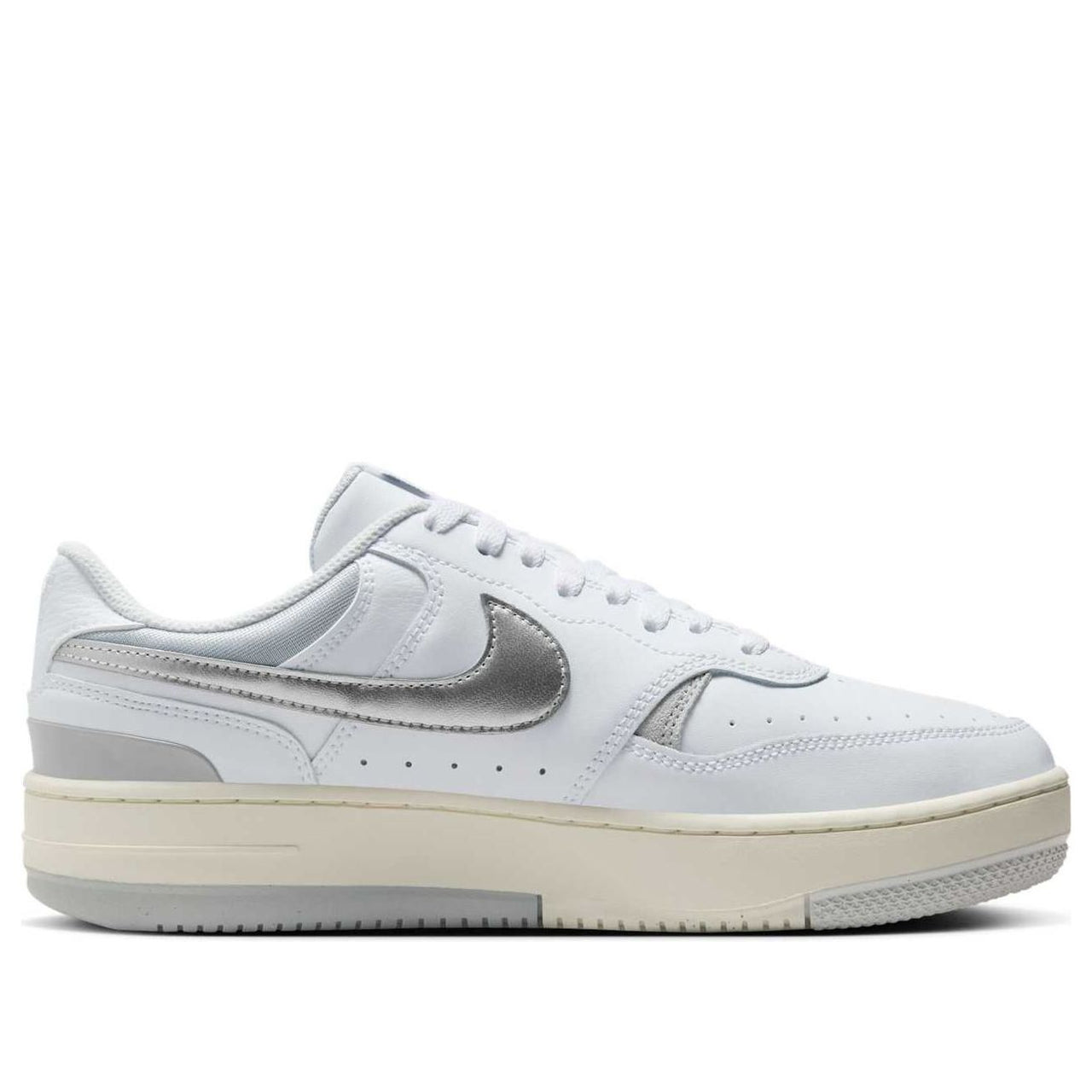 (WMNS) Nike Gamma Force 'White Light Smoke Grey Metallic Silver' HQ1674-100