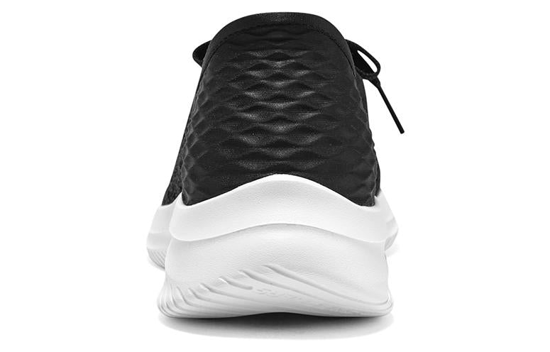 (WMNS) Skechers Martha Stewart x Slip-ins Shoes 'Black White' 896177-BKW