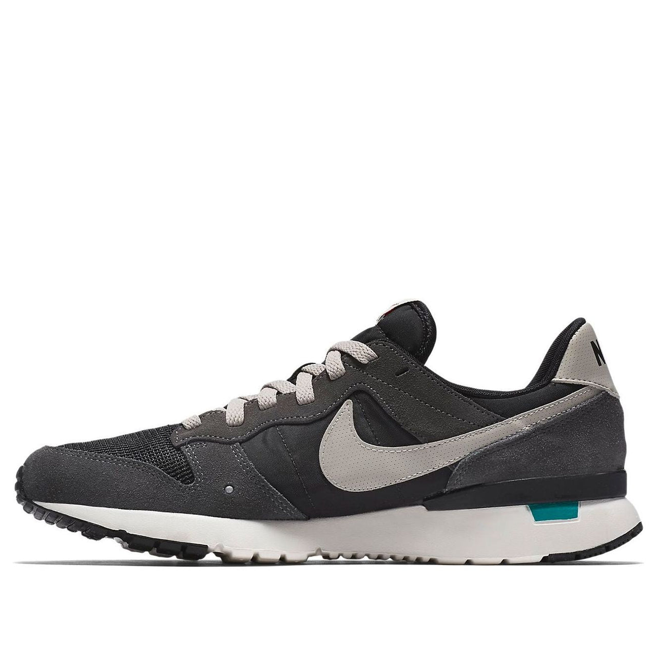 Nike Archive '83.M 'Lunar Grey' 747245-001