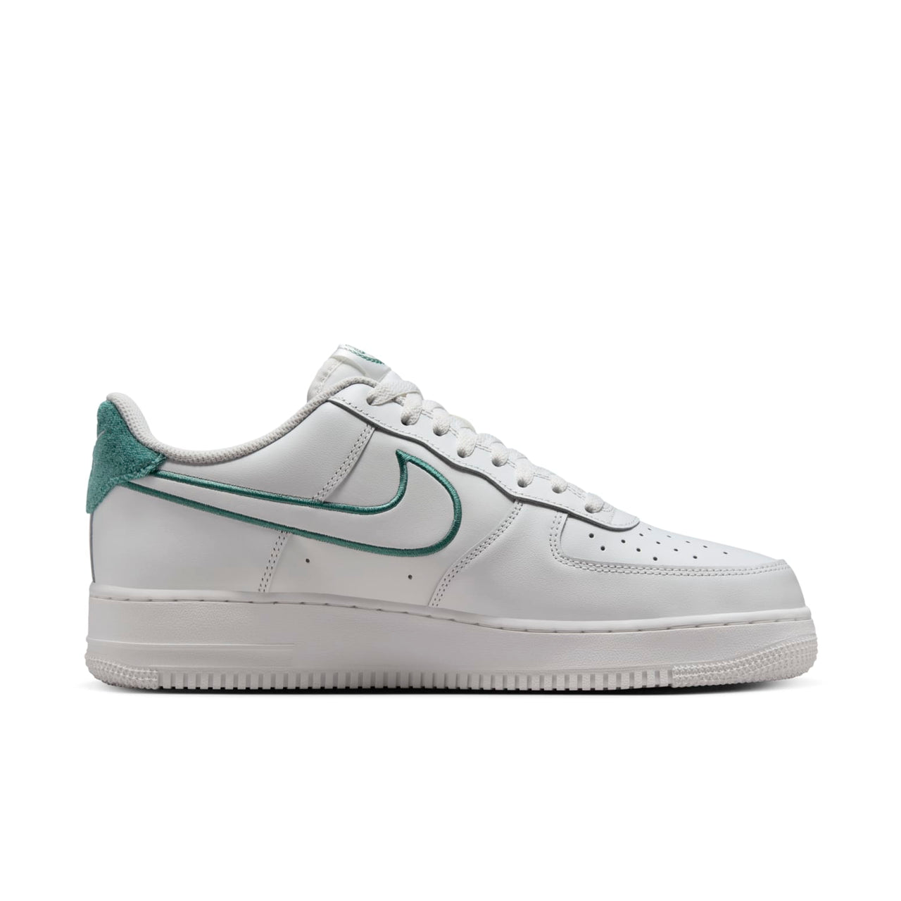 Nike Air Force 1 '07 LV8 'Resort and Sport' FN8349-100