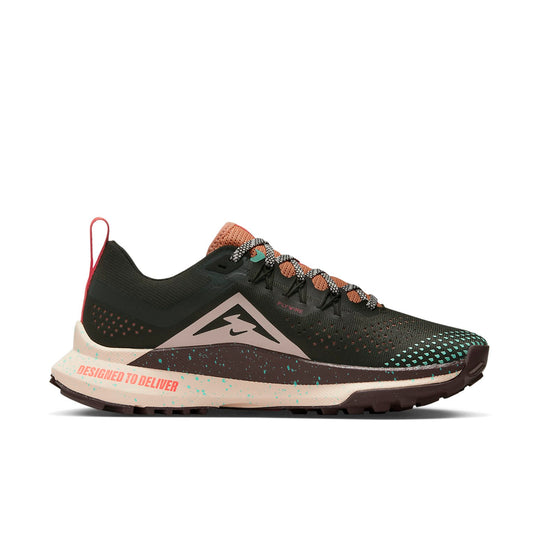 (WMNS) Nike Pegasus Trail 4 'Sequoia Guava Ice' DJ6159-300