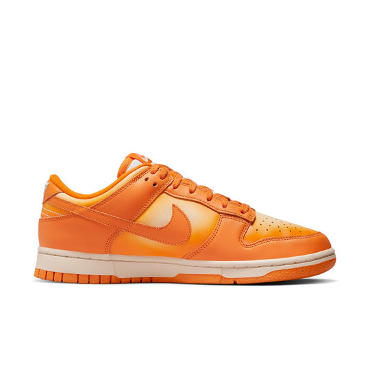 (WMNS) Nike Dunk Low 'Magma Orange' DX2953-800