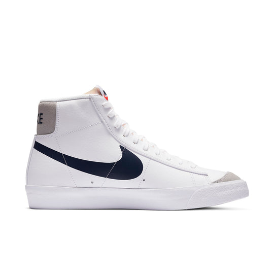 Nike Blazer Mid '77 Vintage 'Reverse Logo' DA4651-100