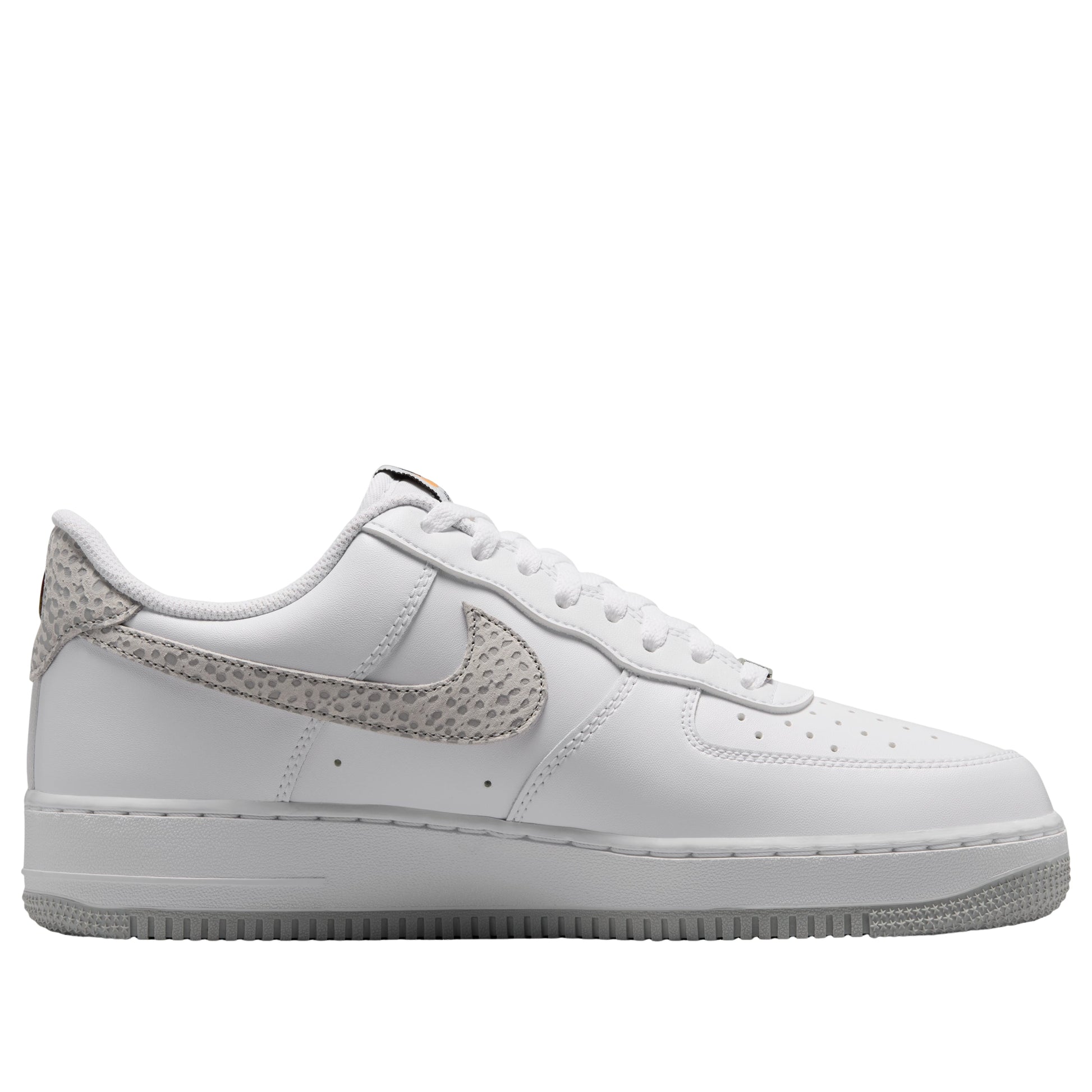 Nike Air Force 1 '07 'White Camquat' IV5525-100
