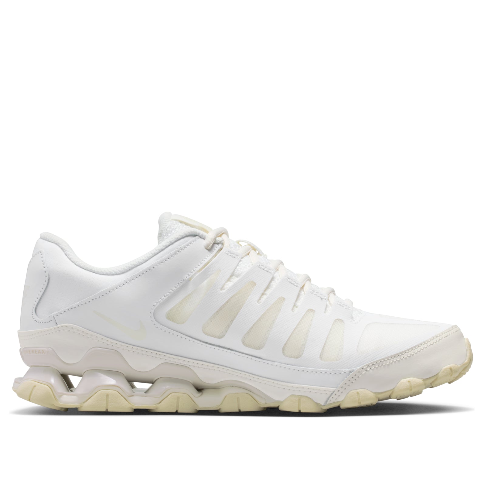 (WMNS) Nike Reax 8 TR 'White Sail Coconut Milk' IO2400-100