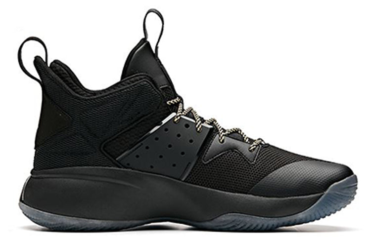 ANTA Mid Top Basketball Shoes 'Black Gold White' 91941181-3