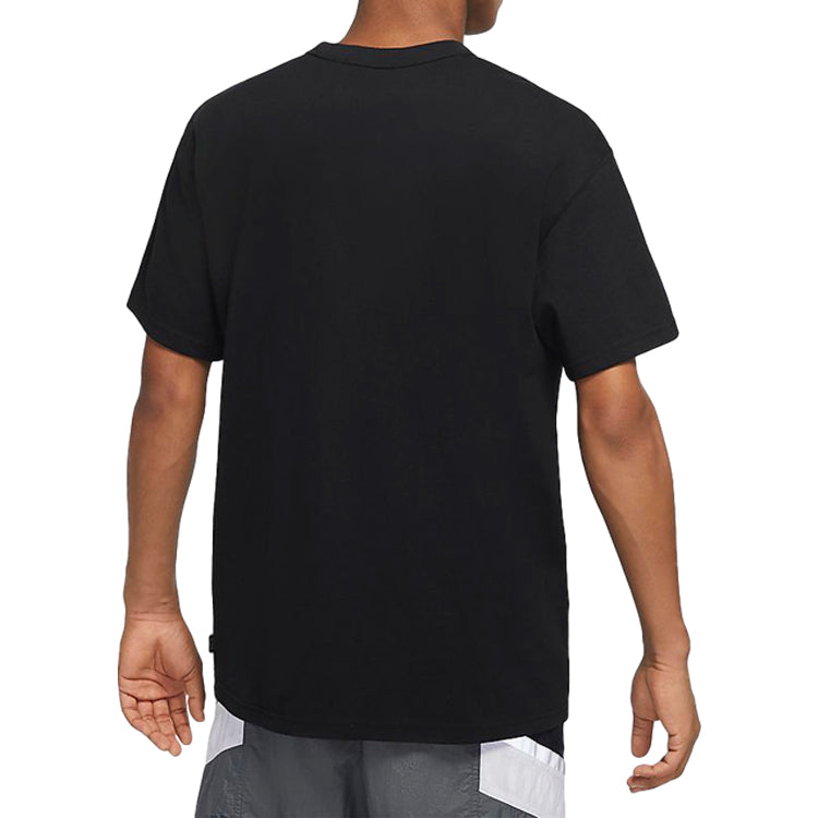 Nike Sportswear Essential Pocket Embroidered logo Short Sleeve Black DB3250-010