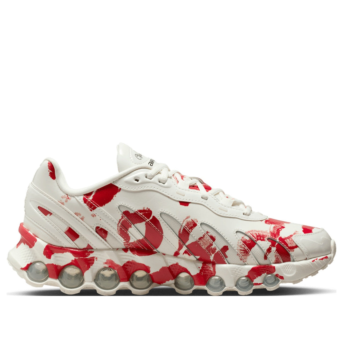 (WMNS) Nike x Vaquera Air Max Dn8 'Sail Prime Red' IM4029-100