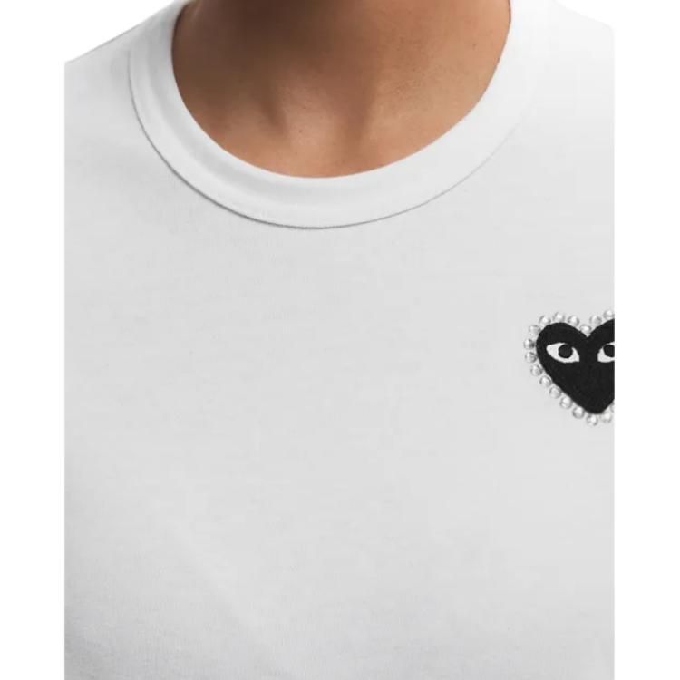 COMME des GARCONS PLAY SS25 Emblem Rhinestone Heart T-Shirt 'White Black' AX-T801-051-1