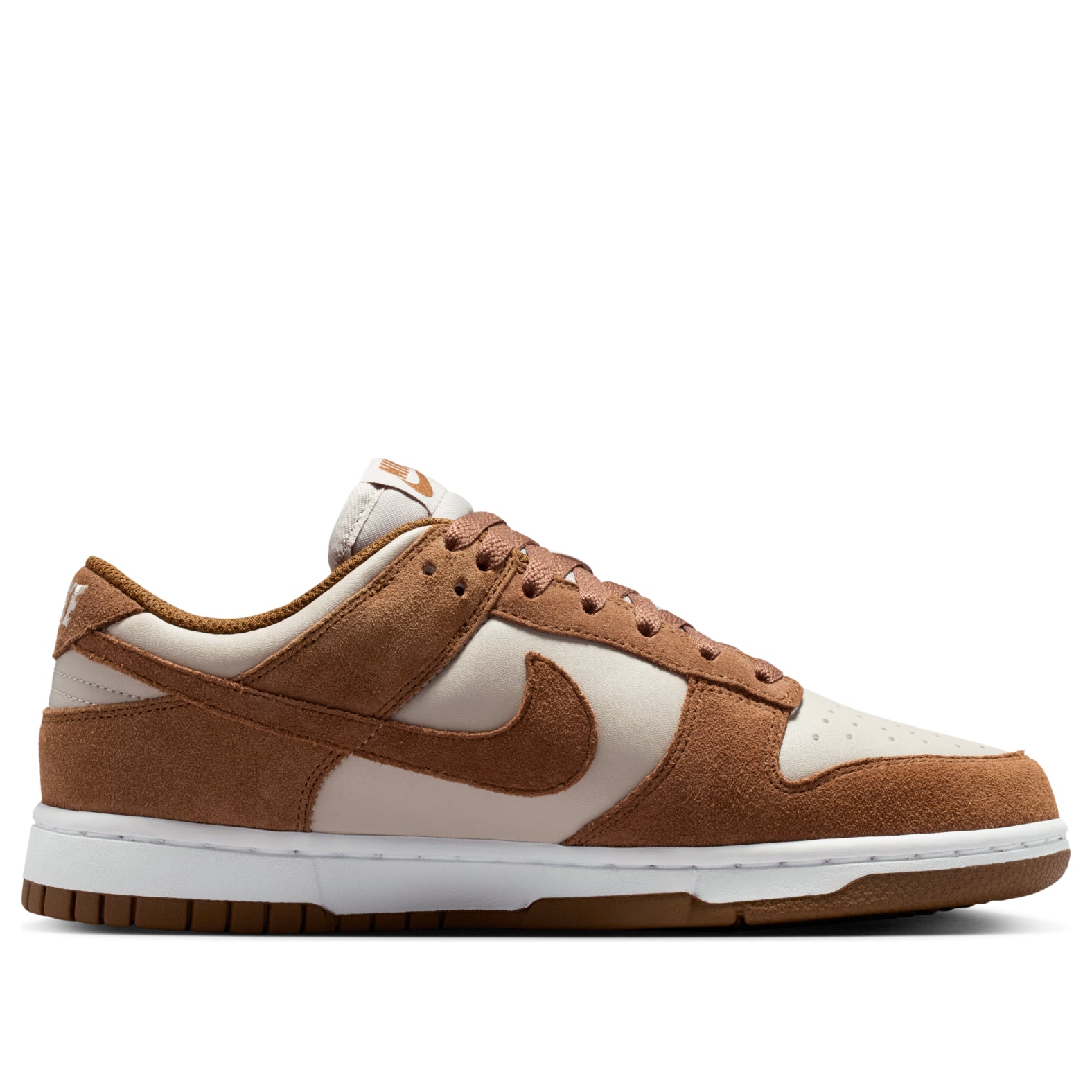 (WMNS) Nike Dunk Low Suede 'Light British Tan Cream' IO4244-200