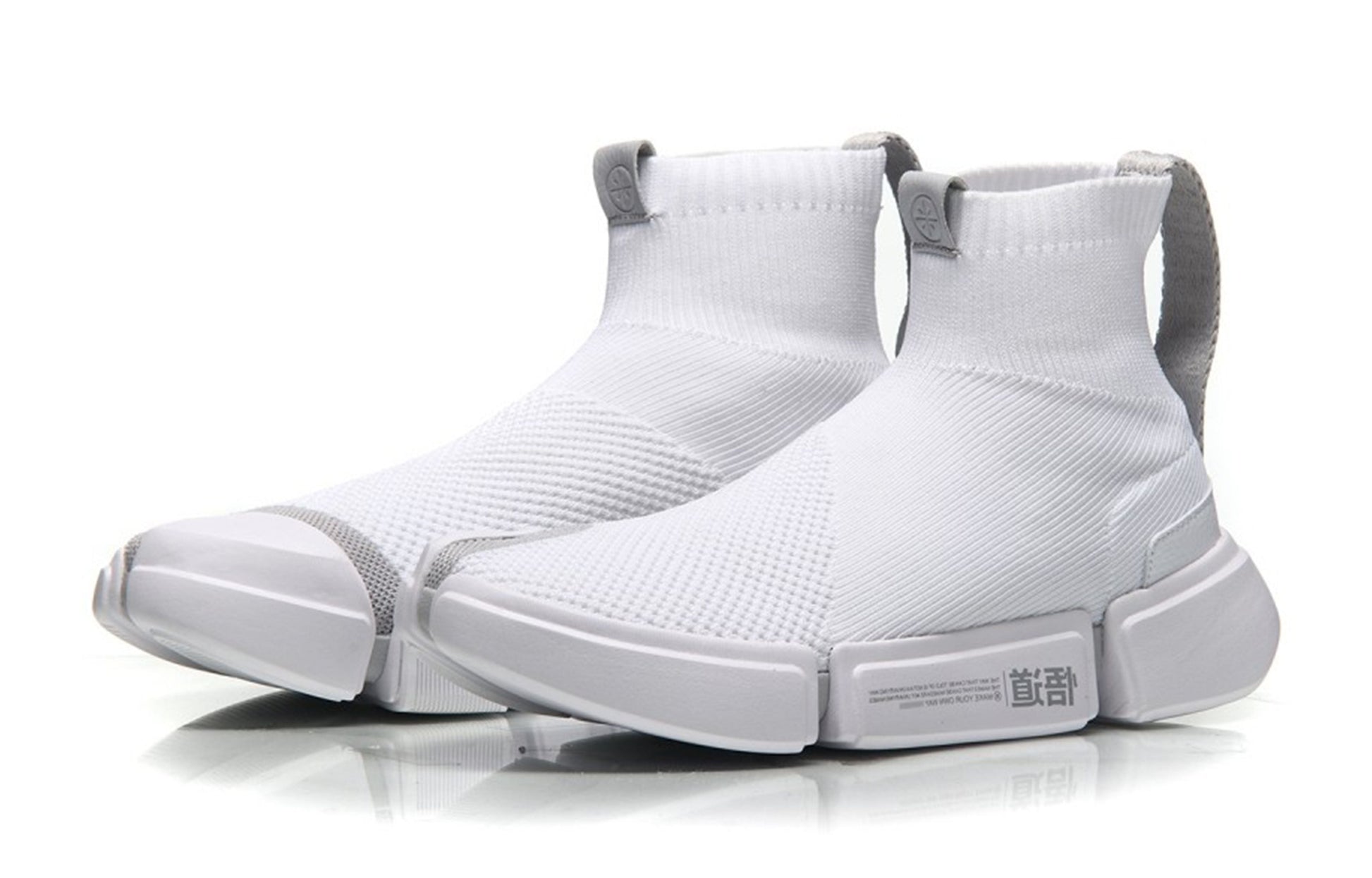Li-Ning Wade Essence 2 x New York Fashion Week AGWN009-2