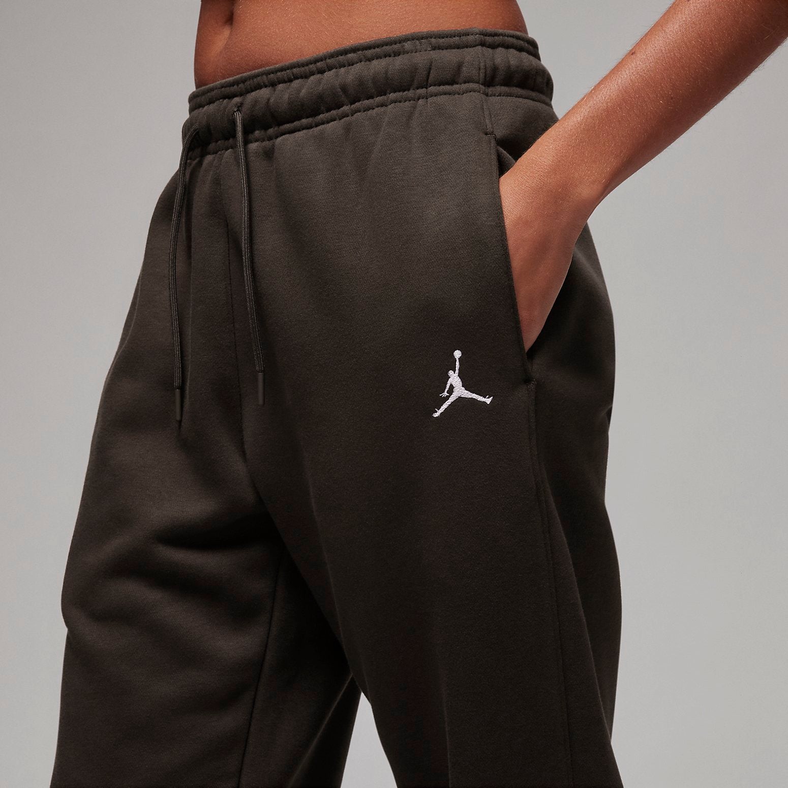 (WMNS) Air Jordan Brooklyn Sweatpants 'Black' FN4494-220