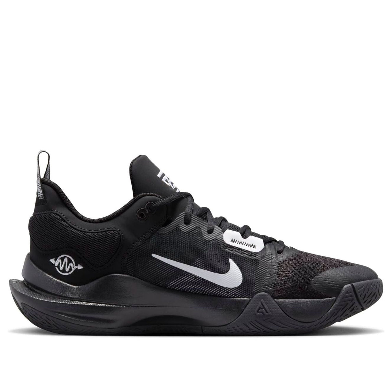 حذاء Nike Giannis Immortality 2 'Black Holographic Swoosh' DM0825-002