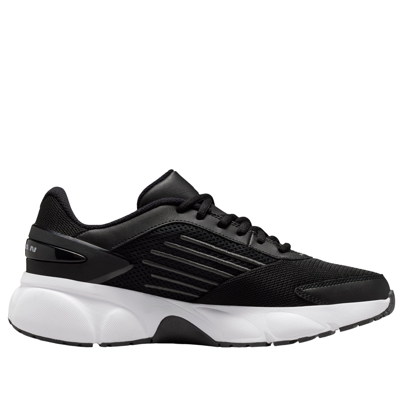 (WMNS) Air Jordan Trunner Flow 'Black White' IQ0701-003