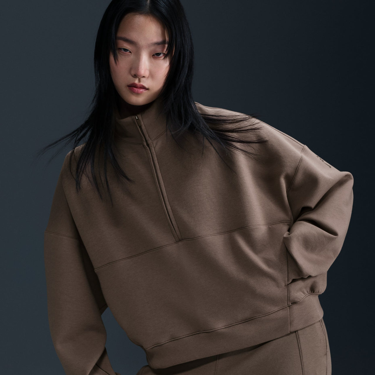 (WMNS) Nike 24.7 ImpossiblySoft Dri-FIT 1/2-Zip T-shirt Oversized Fit 'Mink Brown' HQ8189-233