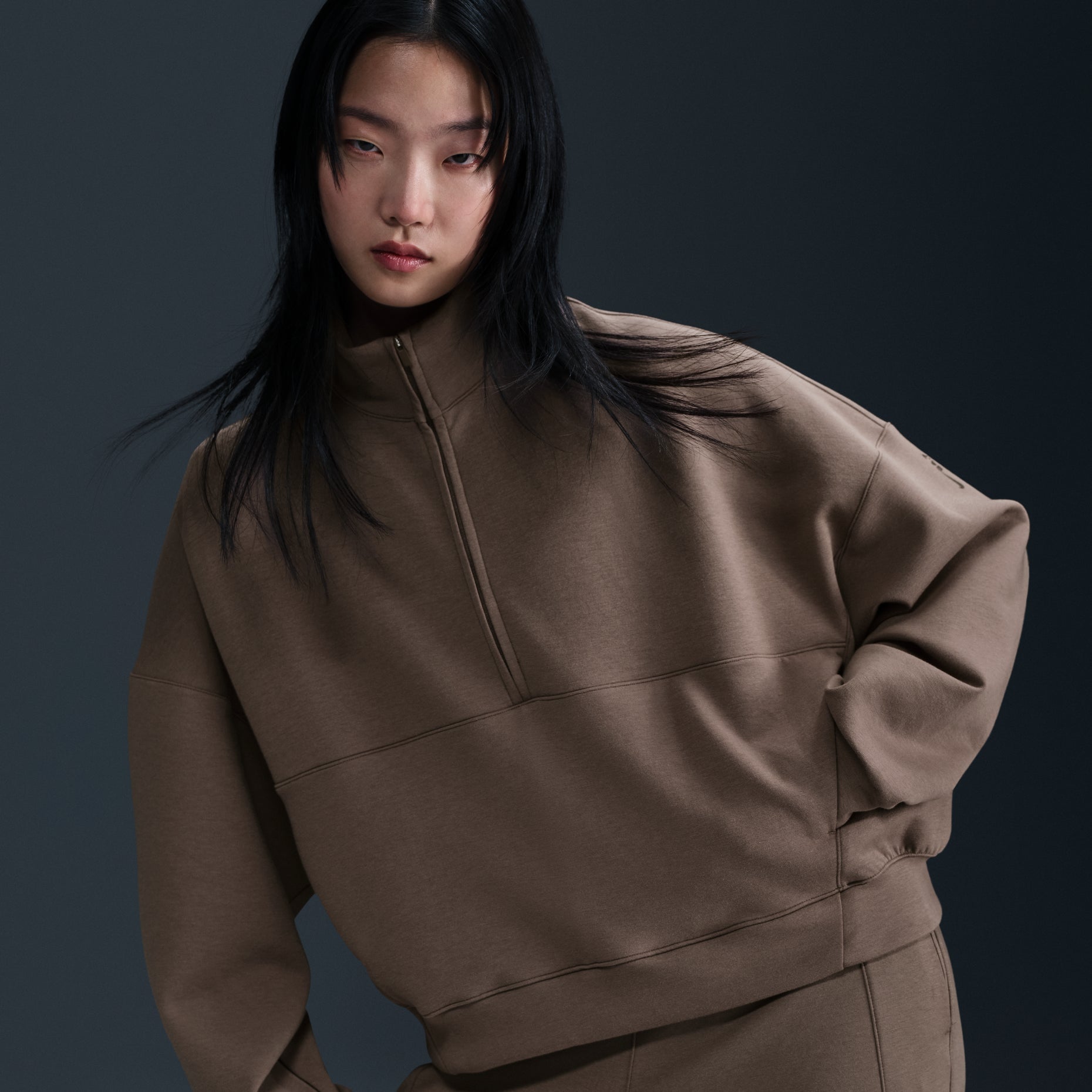 (WMNS) Nike 24.7 ImpossiblySoft Dri-FIT 1/2-Zip T-shirt Oversized Fit 'Mink Brown' HQ8189-233