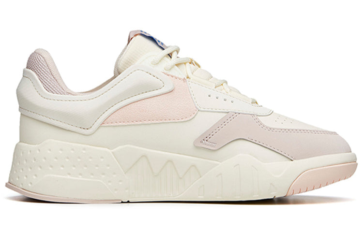 (WMNS) ANTA Life Series Sneakers 'White Pink' 922138051-3