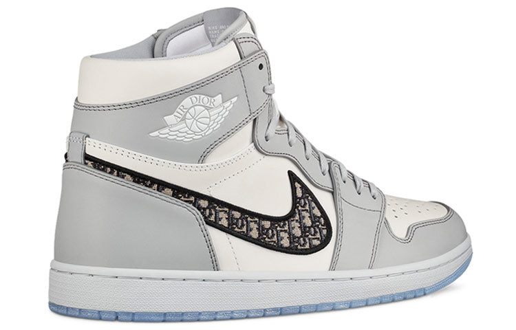 Air Jordan 1 High OG x Dior 'White Wolf  Grey' CN8607-002